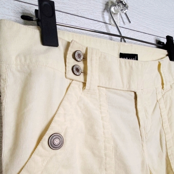 👉2/20-WET SEAL | JEANS - Picture 4 of 5